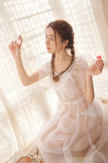 《漂亮的女邻居》hd韩国